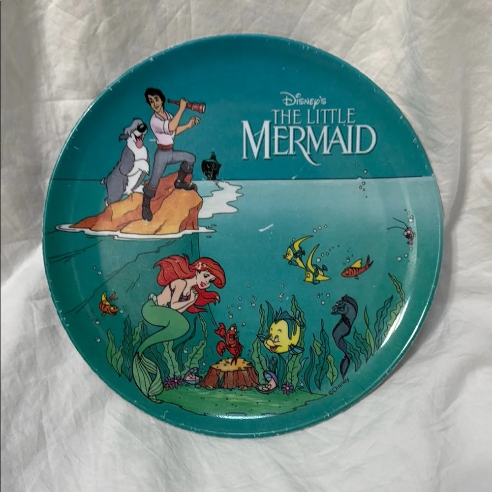 Zak Designs Inc Disney’s The Little Mermaid Plastic Plate. 8 inch